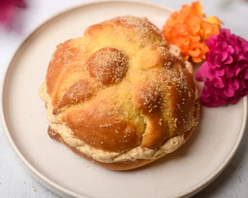  Mini panes de muerto rellenos de calabaza